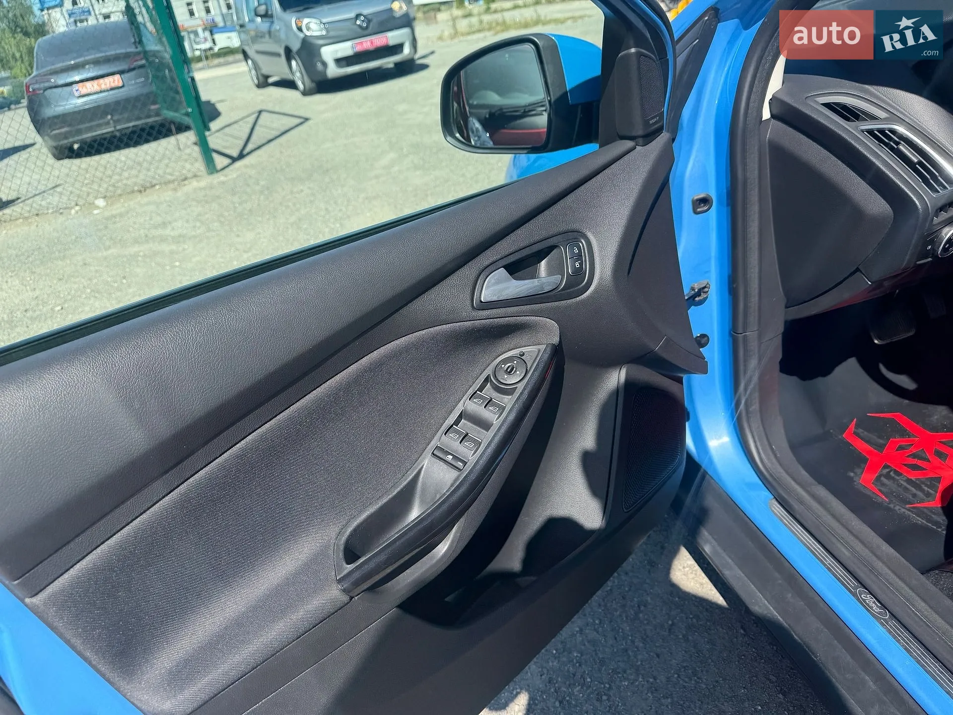 2016 Ford Focus - мініатюра 25