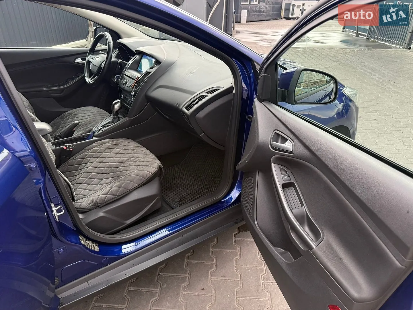 2017 Ford Focus - мініатюра 10