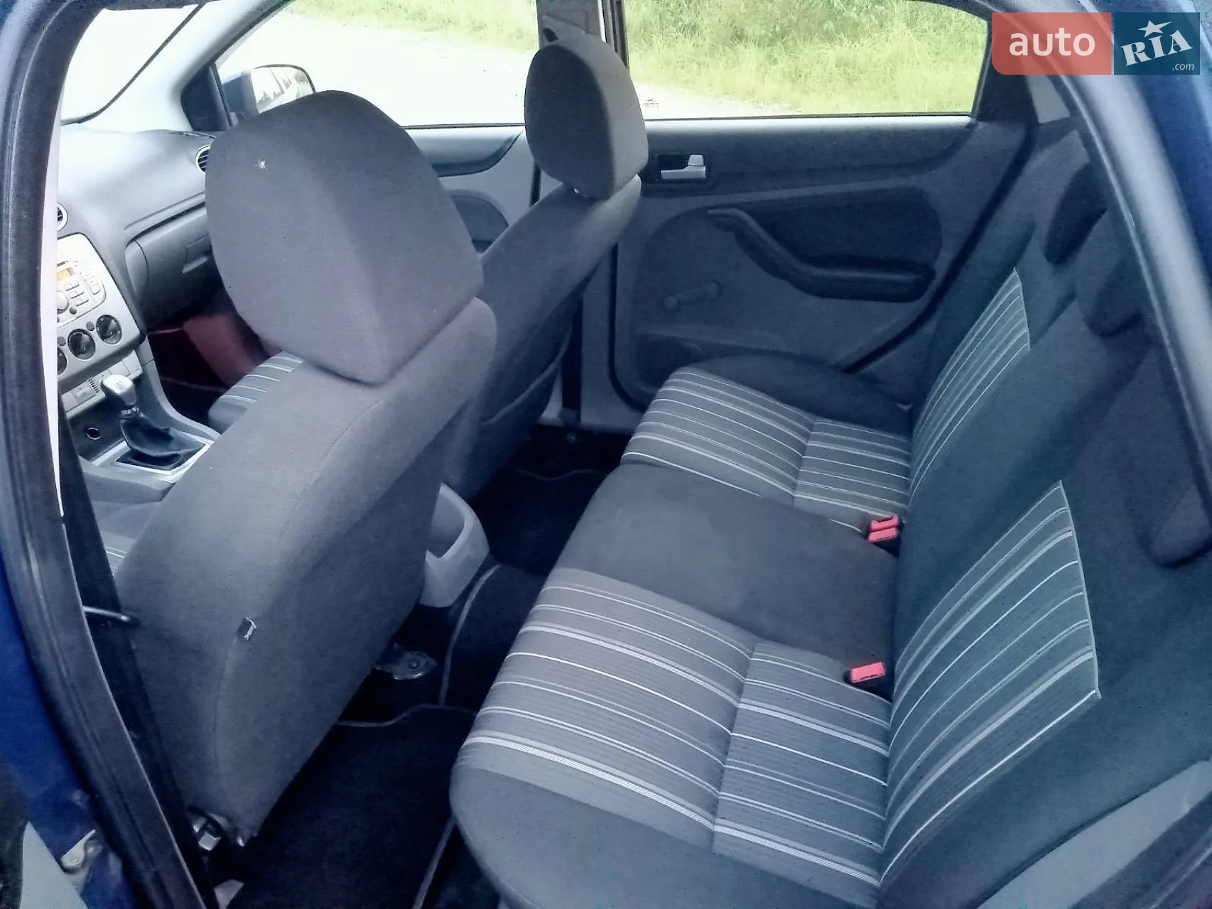 2010 Ford Focus - мініатюра 9