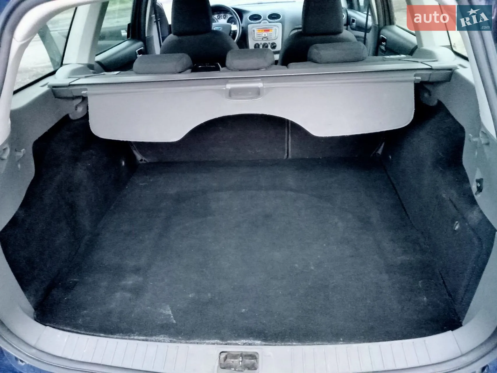 2010 Ford Focus - мініатюра 10
