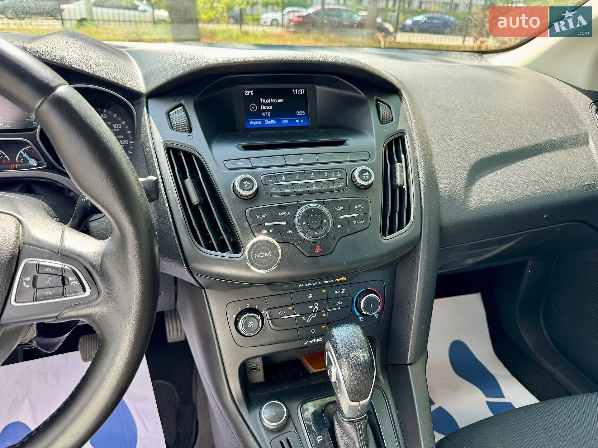 2017 Ford Focus - мініатюра 29