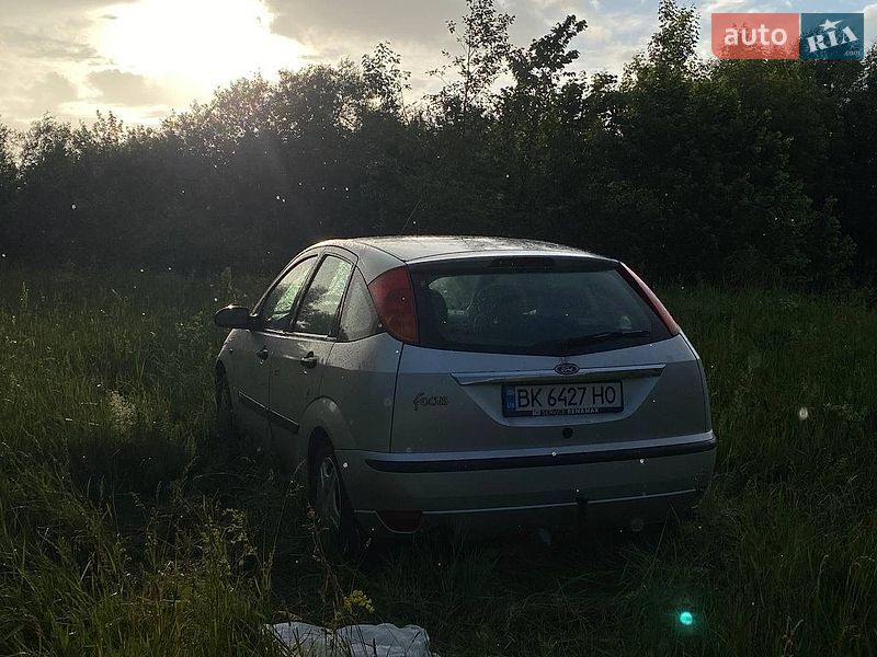 Хэтчбек Ford Focus 2003 в Ровно фото 5 Хэтчбек Ford Focus 2003 в Ровно