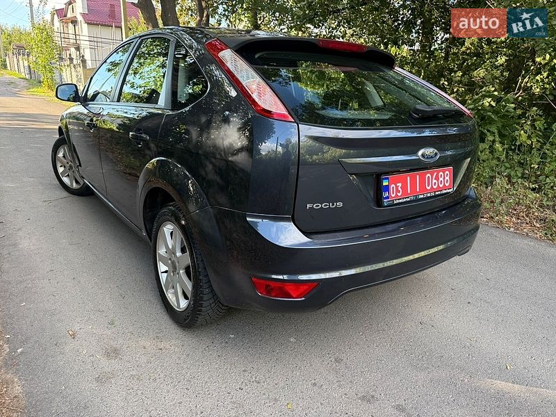 Хетчбек Ford Focus 2010 в Рівному