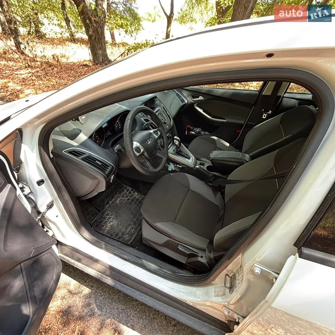 2011 Ford Focus - мініатюра 8