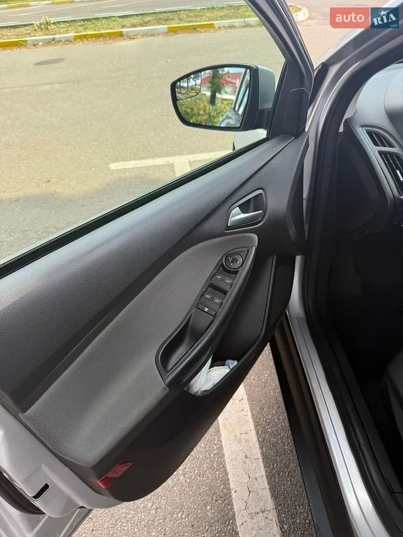 2013 Ford Focus - мініатюра 13
