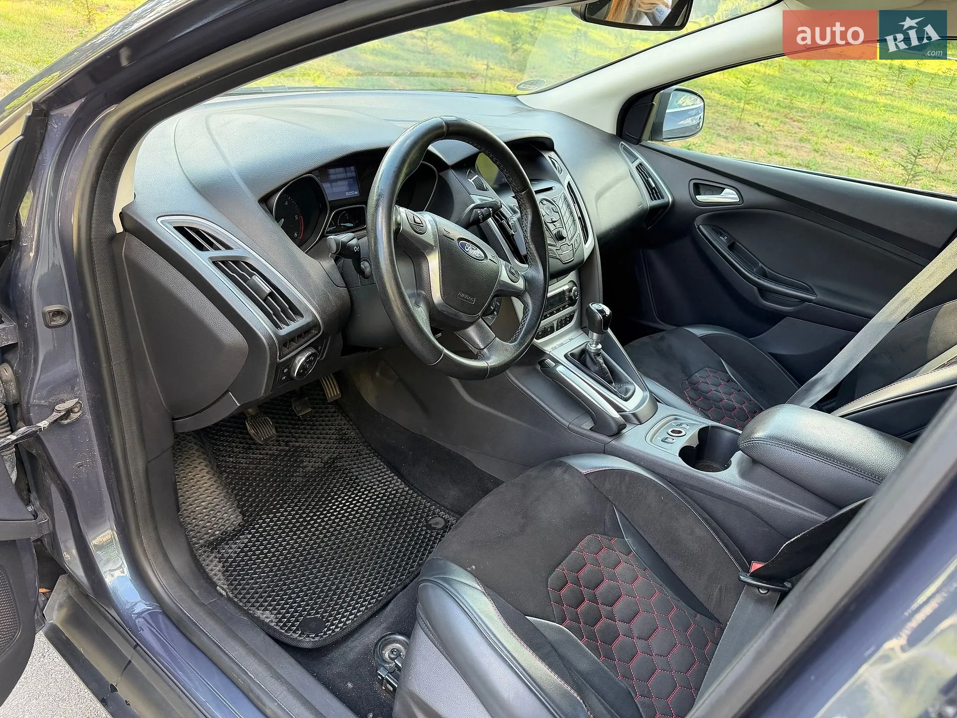 2012 Ford Focus - мініатюра 11