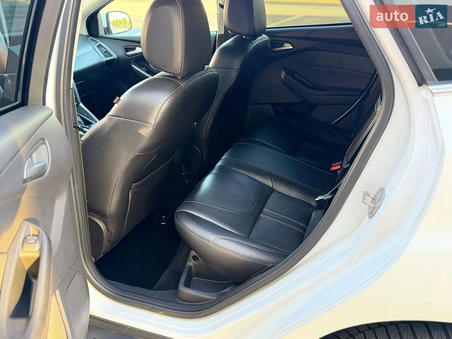 2012 Ford Focus - мініатюра 12