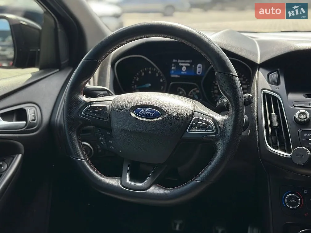 2016 Ford Focus - мініатюра 12