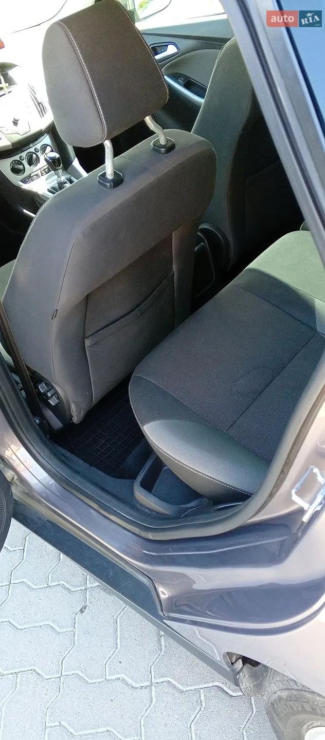 2012 Ford Focus - мініатюра 13