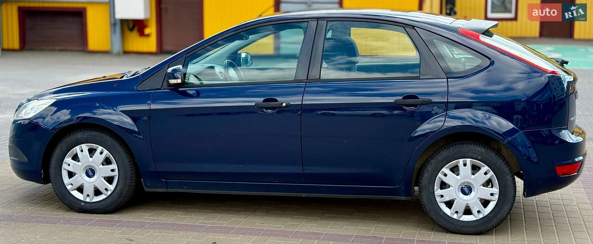 2010 Ford Focus - мініатюра 10