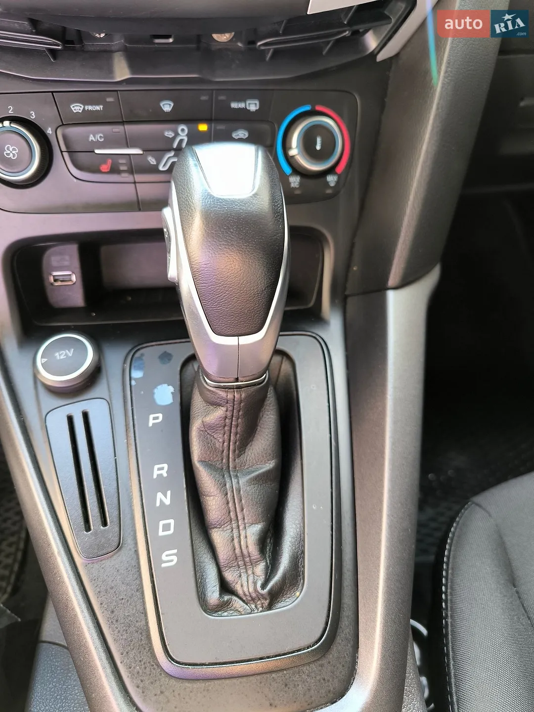 2018 Ford Focus - мініатюра 18