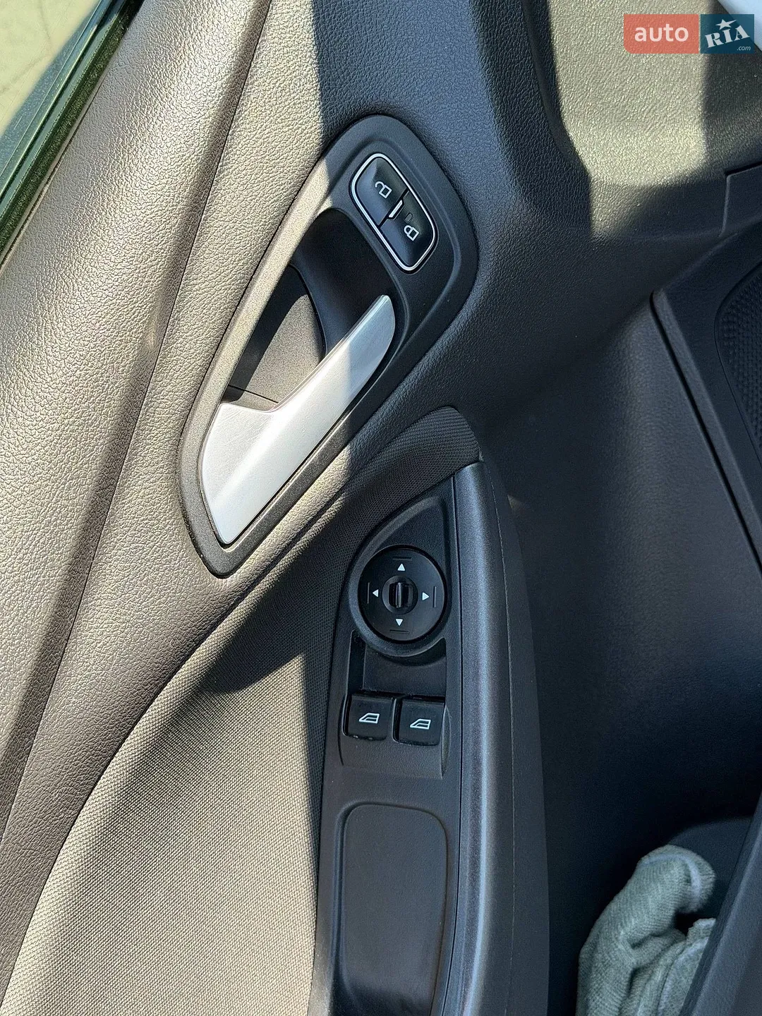 2015 Ford Focus - мініатюра 21
