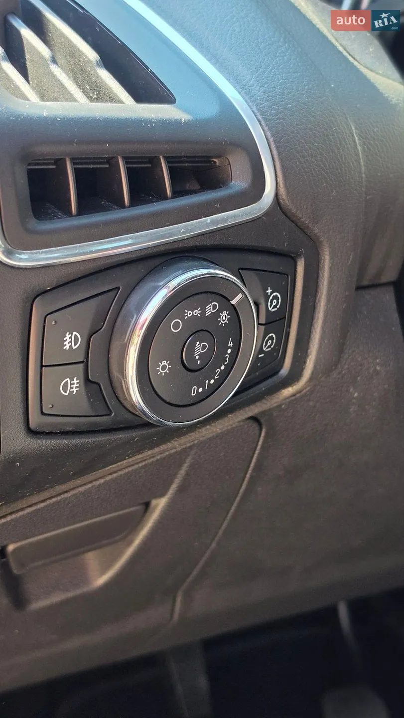2011 Ford Focus - мініатюра 15