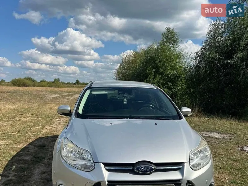 Ford Focus 2011