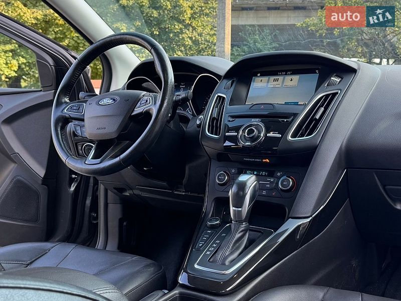 Седан Ford Focus 2016 в Дрогобыче