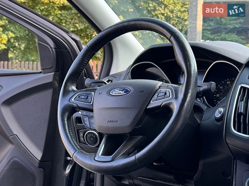 Седан Ford Focus 2016 в Дрогобыче