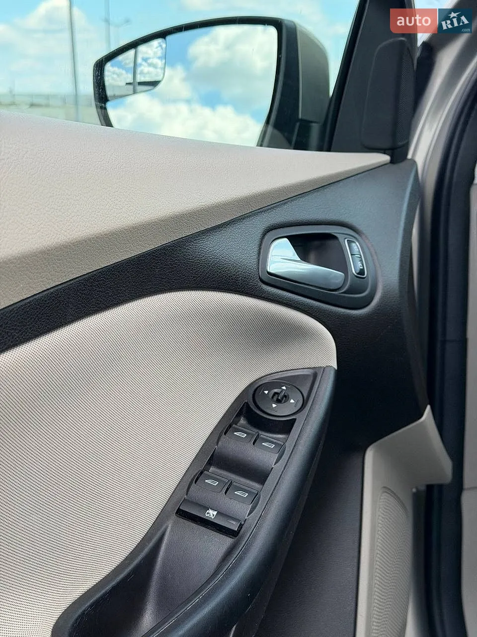 2016 Ford Focus - мініатюра 6