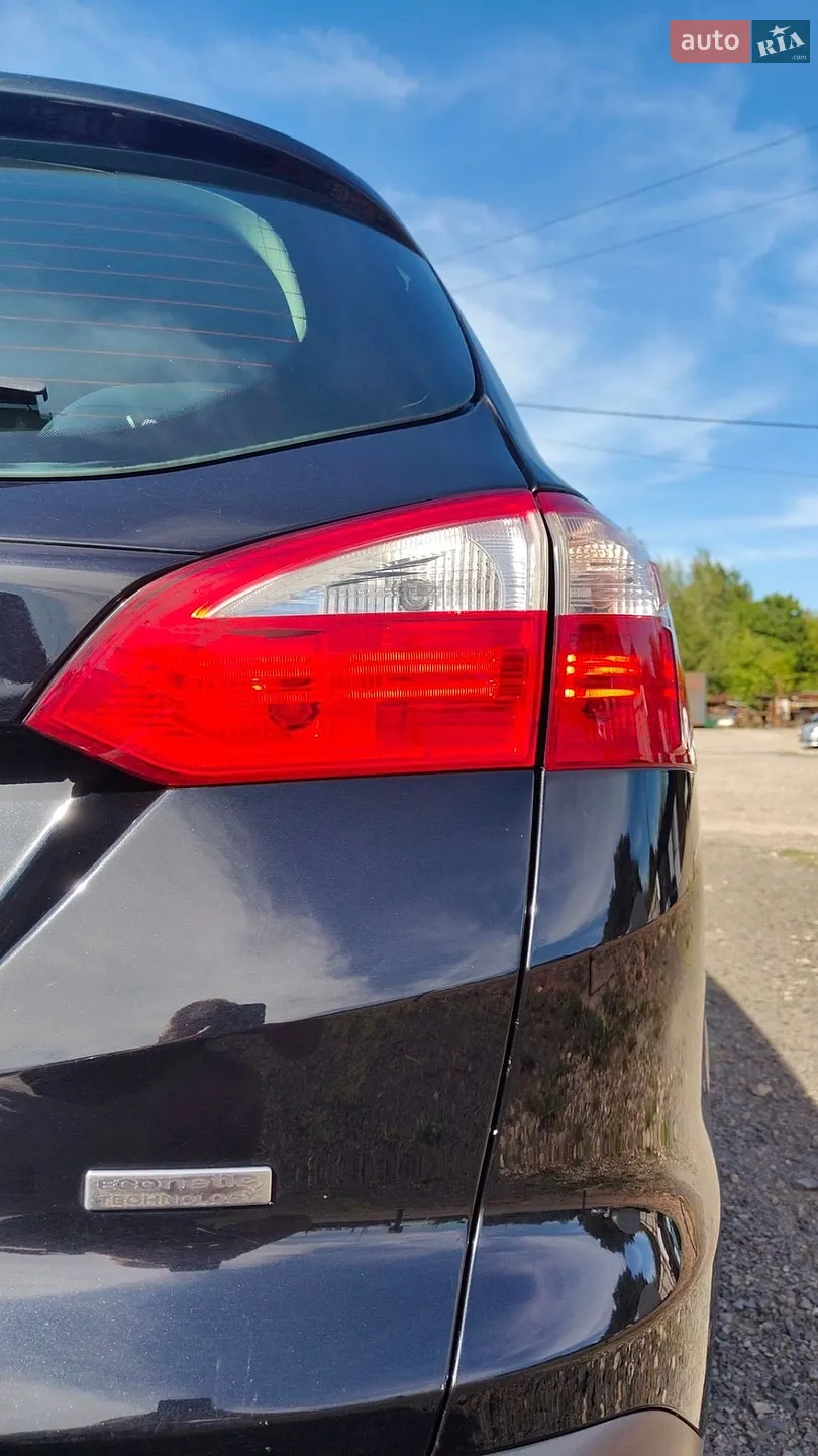 2011 Ford Focus - мініатюра 16