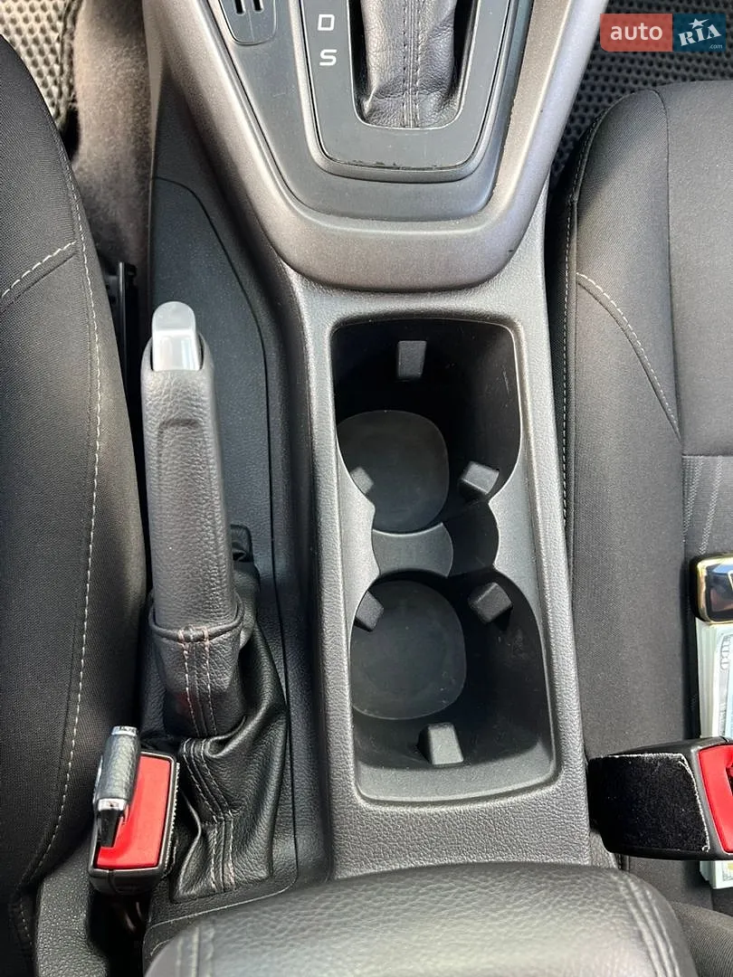 2017 Ford Focus - мініатюра 13