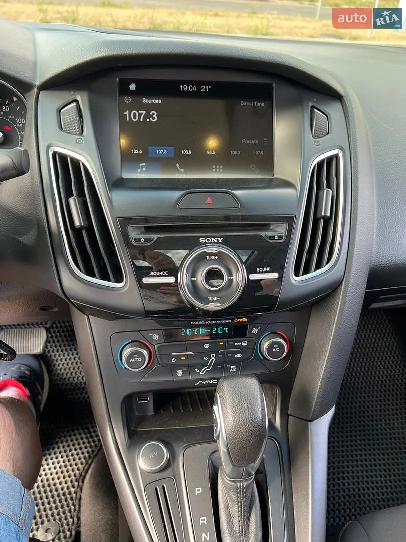 2017 Ford Focus - мініатюра 14