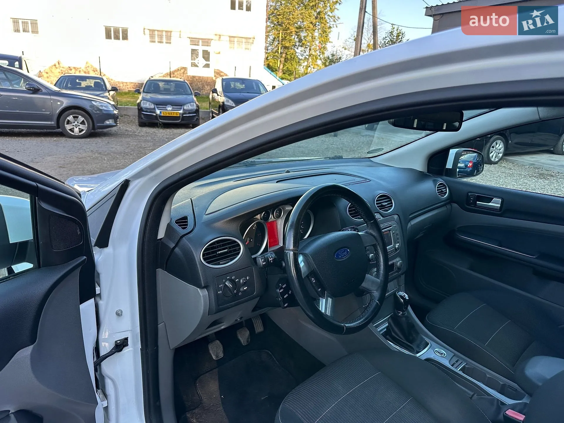 2011 Ford Focus - мініатюра 19