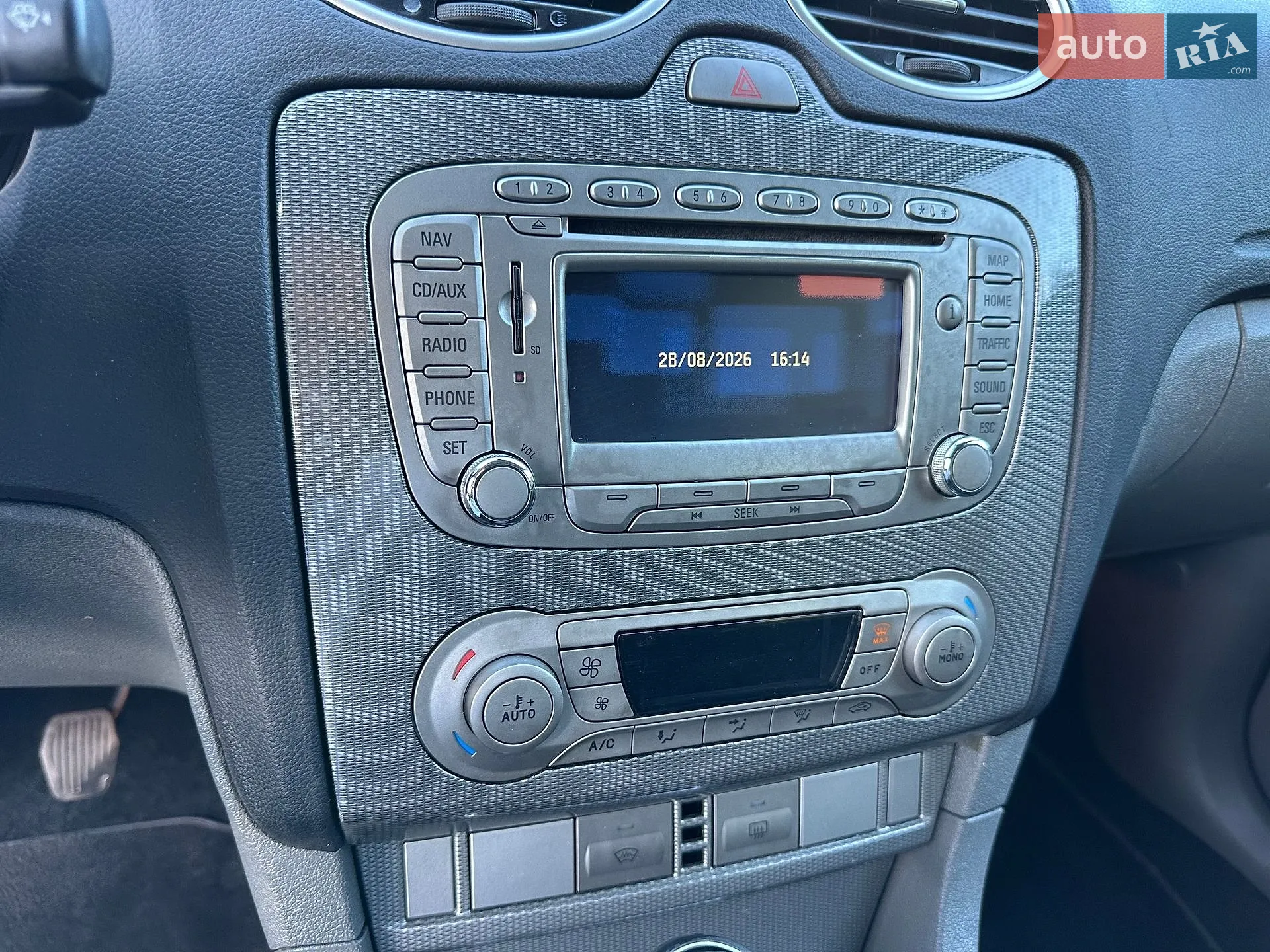 2011 Ford Focus - мініатюра 22