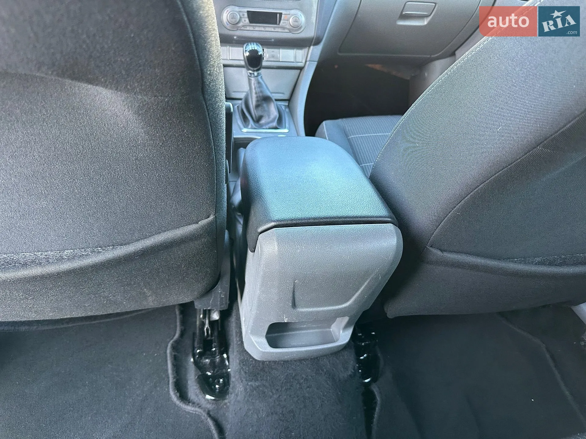 2011 Ford Focus - мініатюра 28