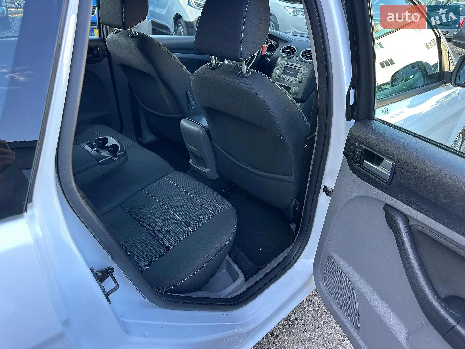 2011 Ford Focus - мініатюра 32