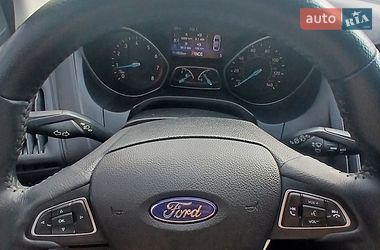 Хэтчбек Ford Focus 2017 в Киеве