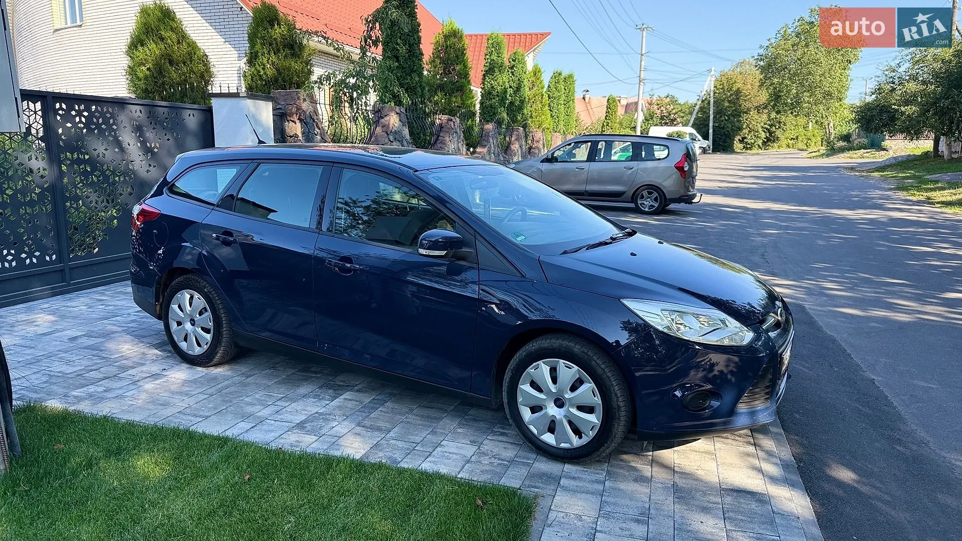 2011 Ford Focus - мініатюра 11