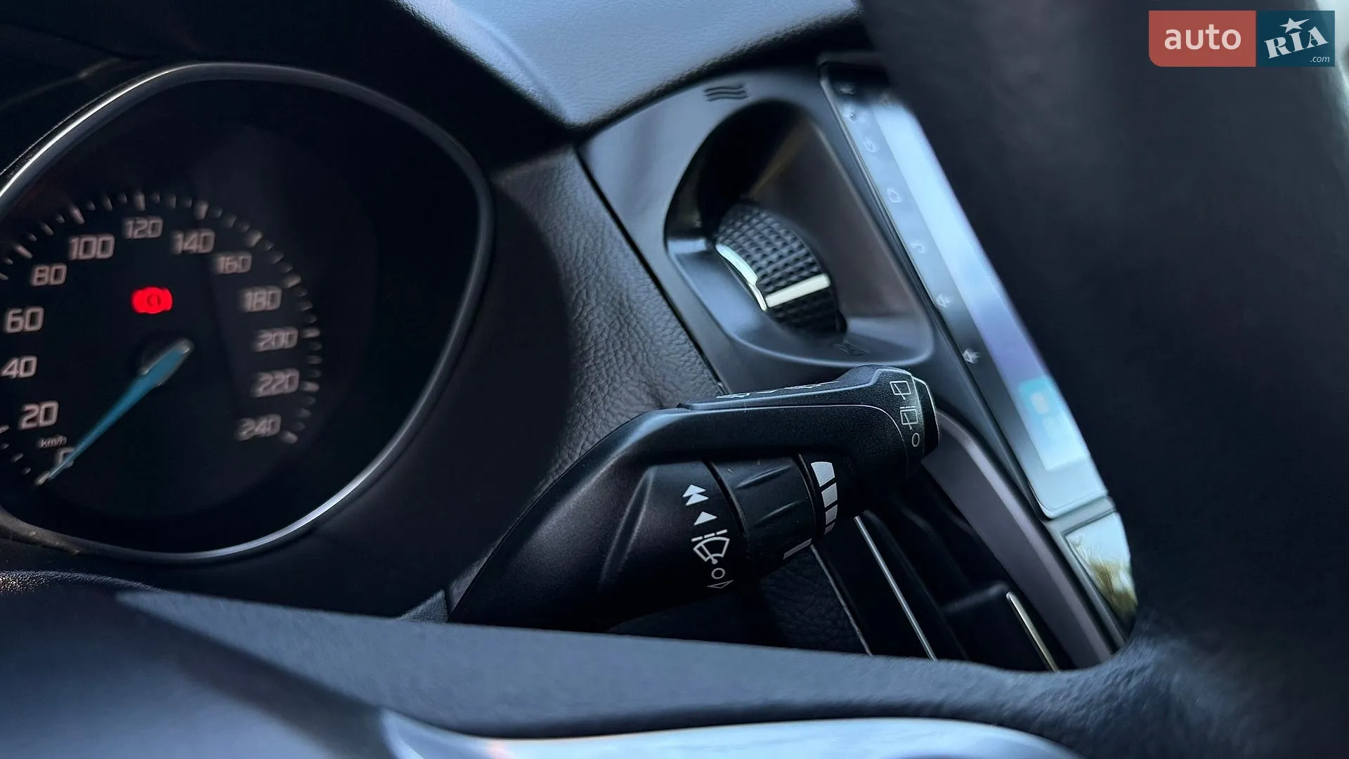 2011 Ford Focus - мініатюра 33