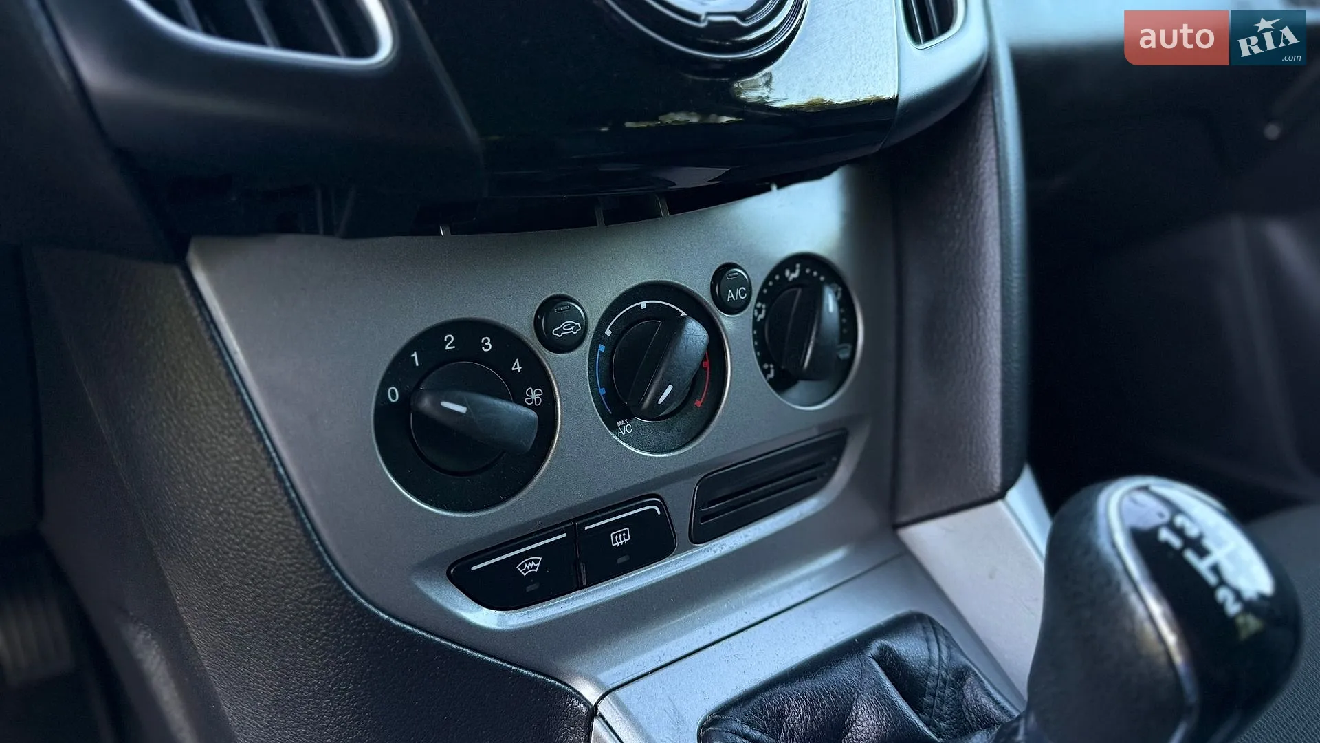 2011 Ford Focus - мініатюра 37