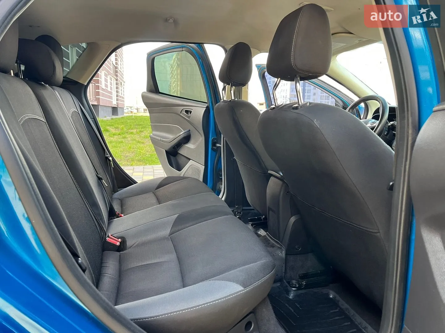 2011 Ford Focus - мініатюра 27
