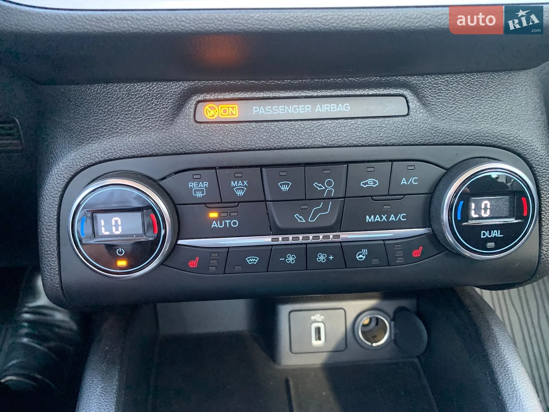 2019 Ford Focus - мініатюра 37