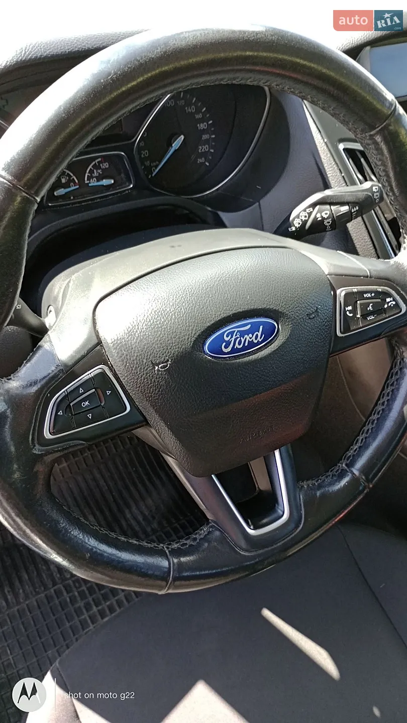 2015 Ford Focus - мініатюра 18
