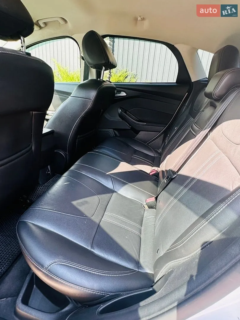 2012 Ford Focus - мініатюра 10