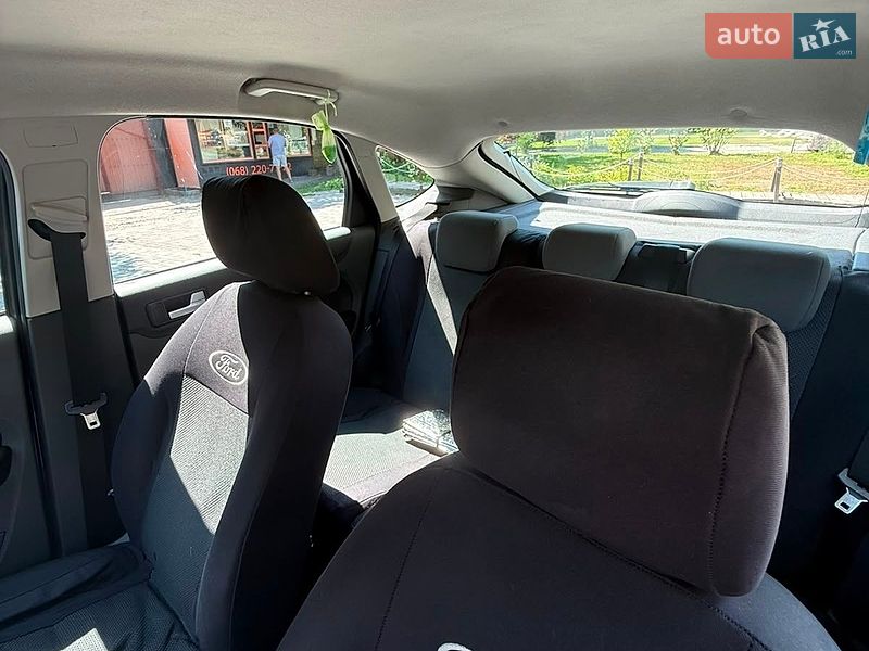 Хэтчбек Ford Focus 2007 в Днепре