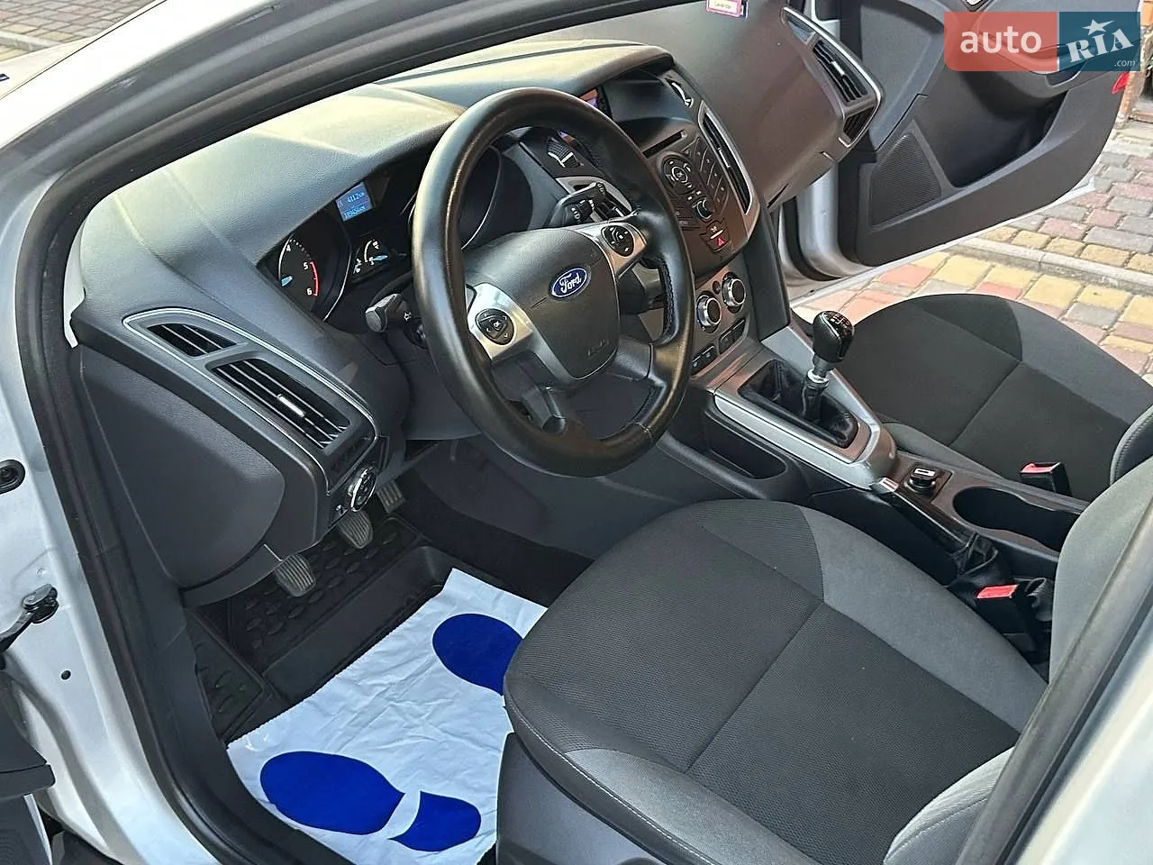 2011 Ford Focus - мініатюра 13