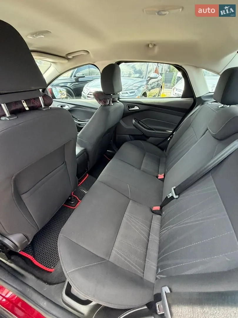 2017 Ford Focus - мініатюра 26
