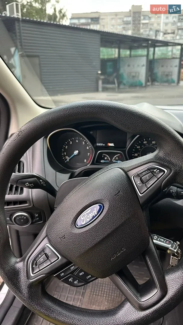2015 Ford Focus - мініатюра 14