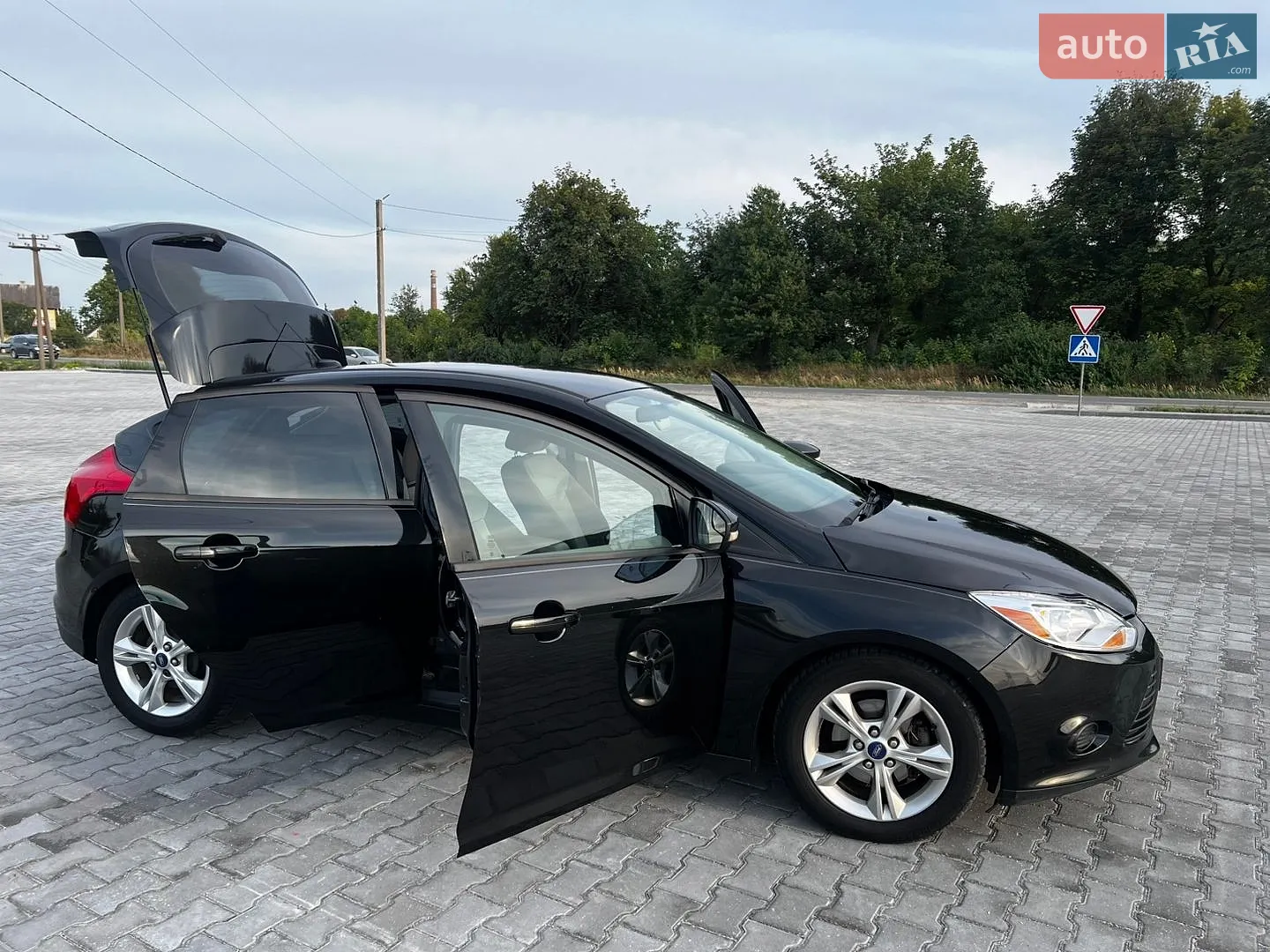2013 Ford Focus - мініатюра 19