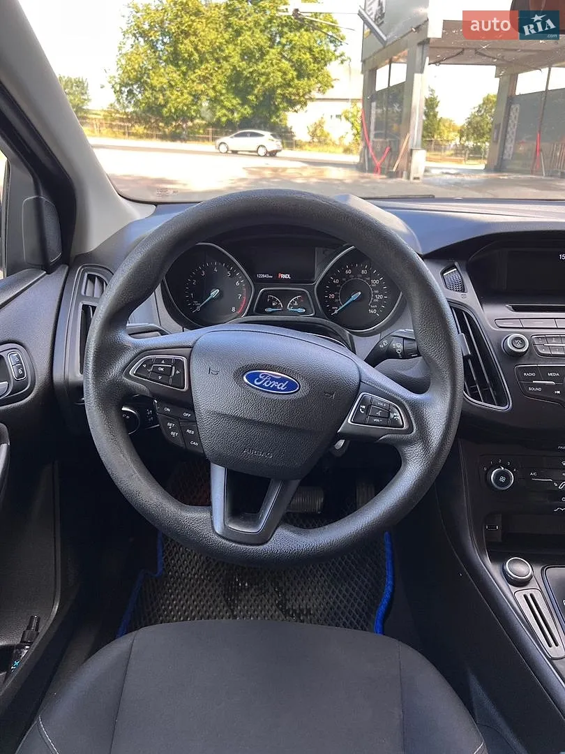 2016 Ford Focus - мініатюра 16