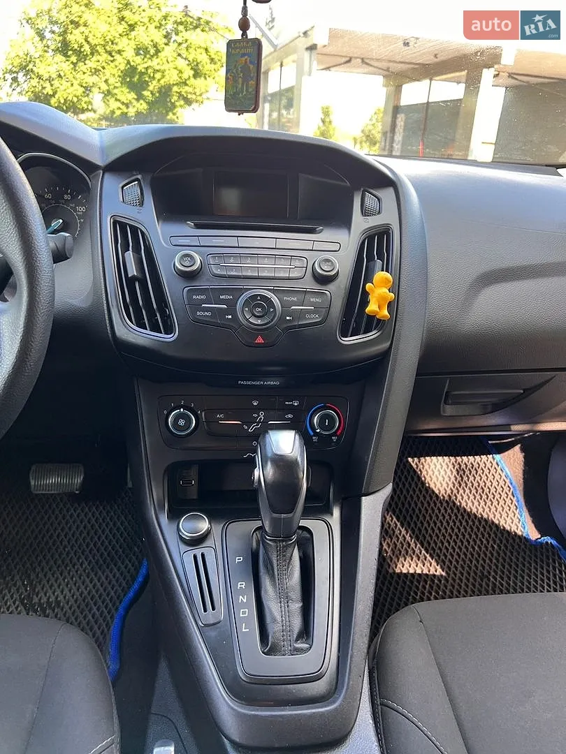 2016 Ford Focus - мініатюра 18