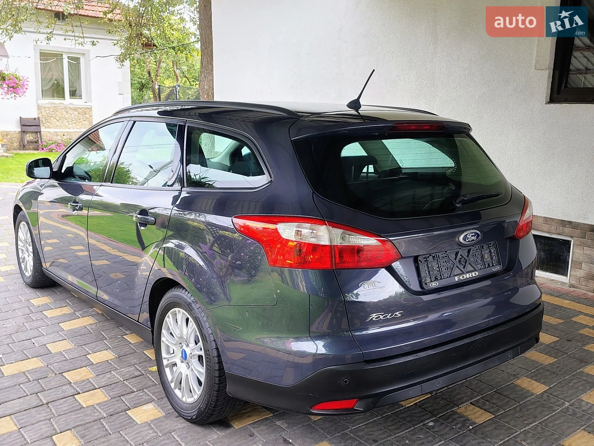 2011 Ford Focus - мініатюра 10