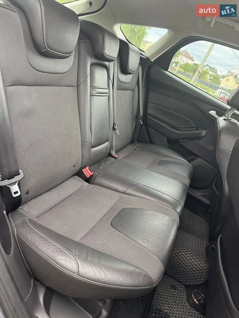 2011 Ford Focus - мініатюра 20