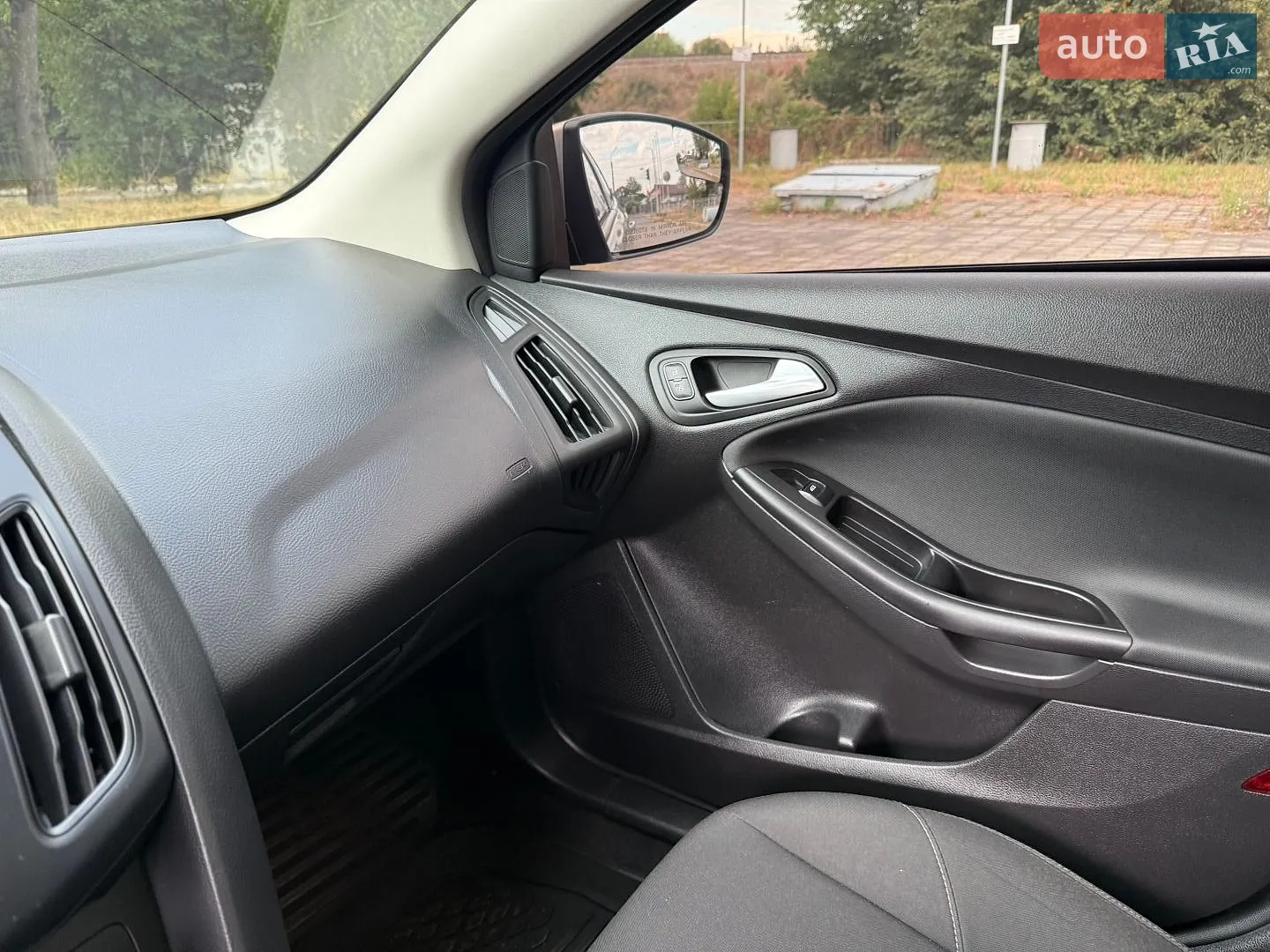 2015 Ford Focus - мініатюра 24
