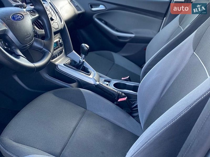 Універсал Ford Focus 2012 в Жовкві