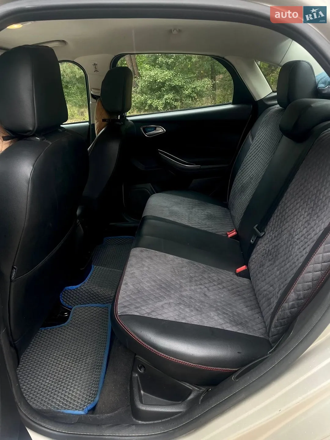 2018 Ford Focus - мініатюра 15