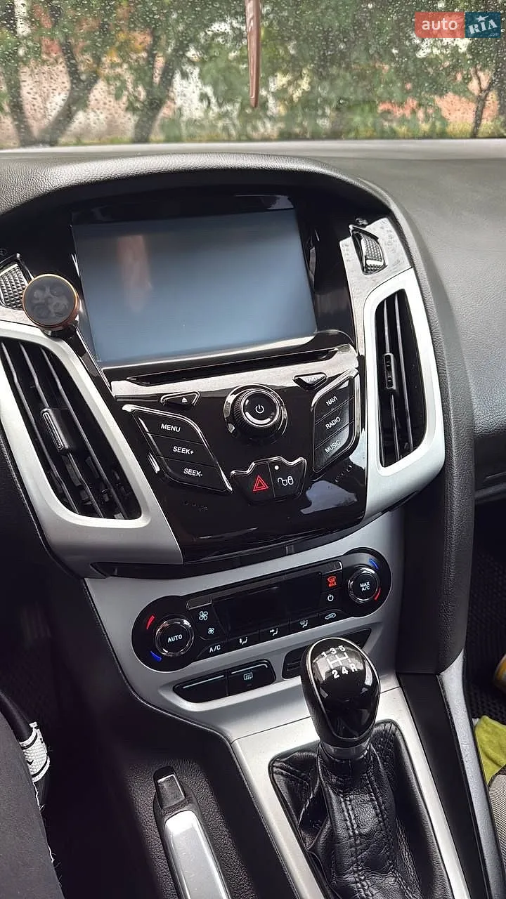2012 Ford Focus - мініатюра 12