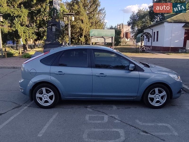 Хэтчбек Ford Focus 2008 в Миргороде